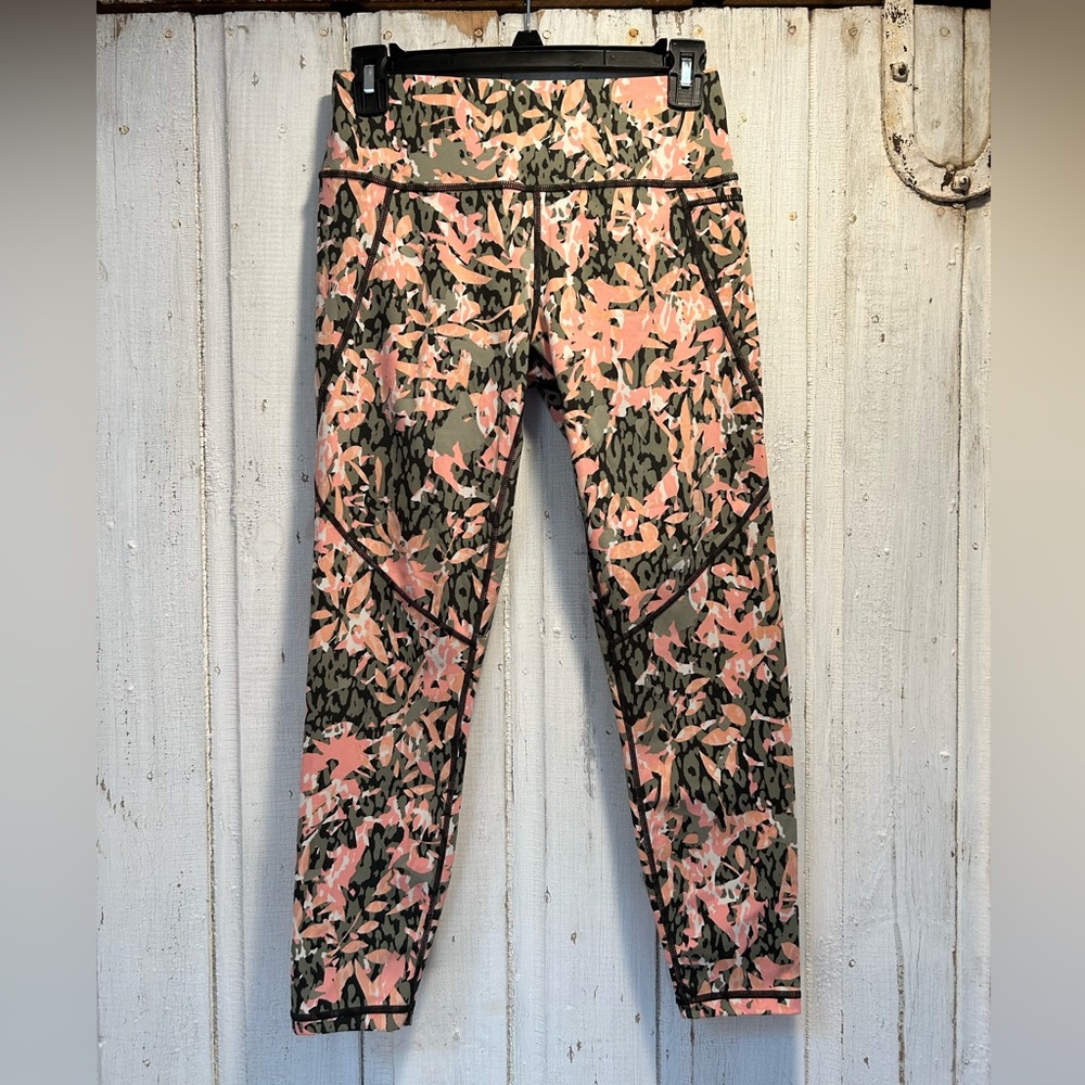 NWOT Sweaty Betty Limited Edition Power Sports Bra and 7/8 Leggings Workout Set - Picture 11 of 13